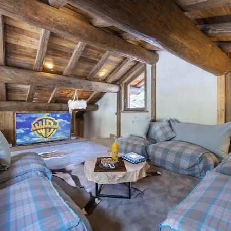Style Luxe Living The Top Of The Alps * St. Moritz